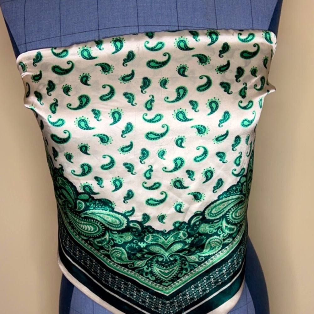 Rue21 | Strapless Triangle Top | Green/White | Large |